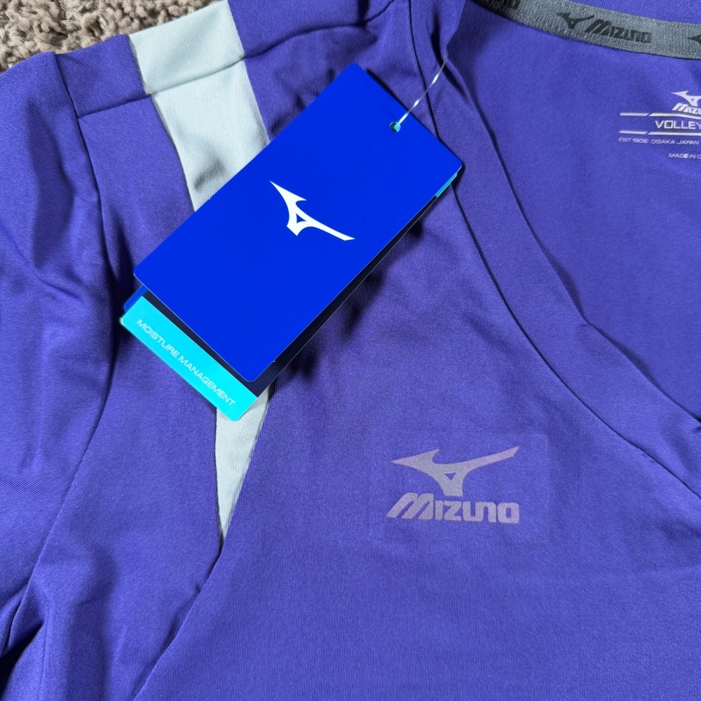Mizuno Volleyball Jersey Womens Large Purple V-Neck Short Sleeve Active‎ Top NWT - Picture 3 of 8